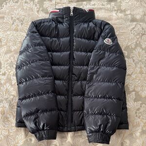 Moncler - size 10